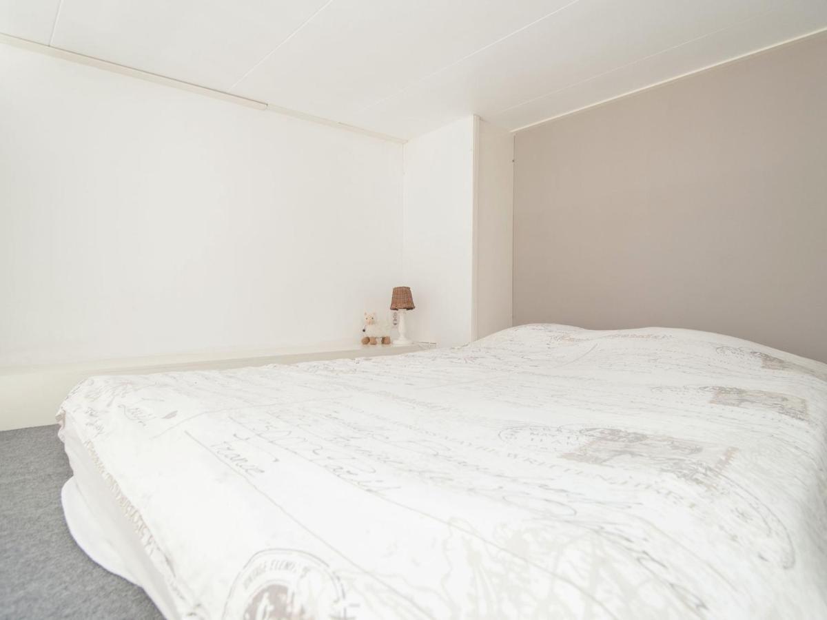 Quaint Summer Holiday Home In Egmond Binnen Esterno foto