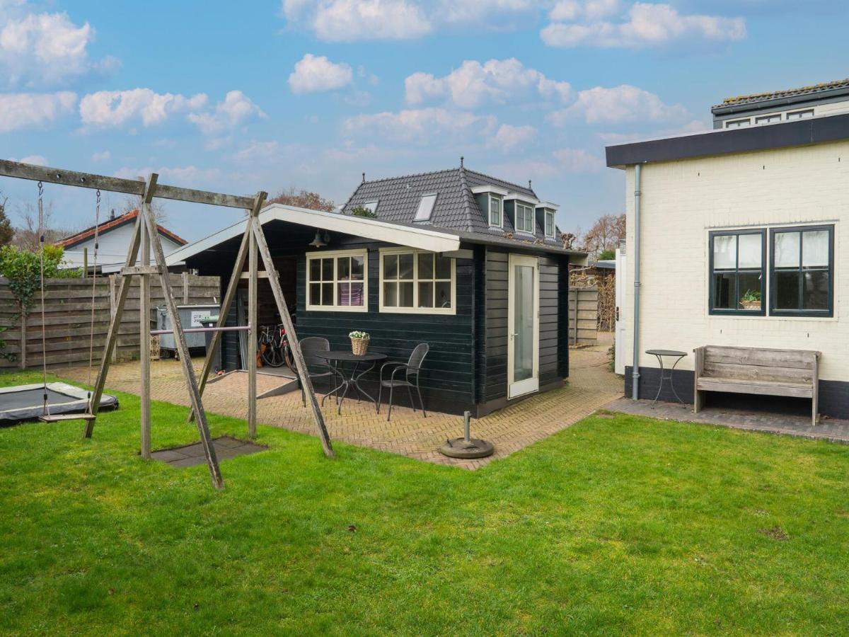 Quaint Summer Holiday Home In Egmond Binnen Esterno foto
